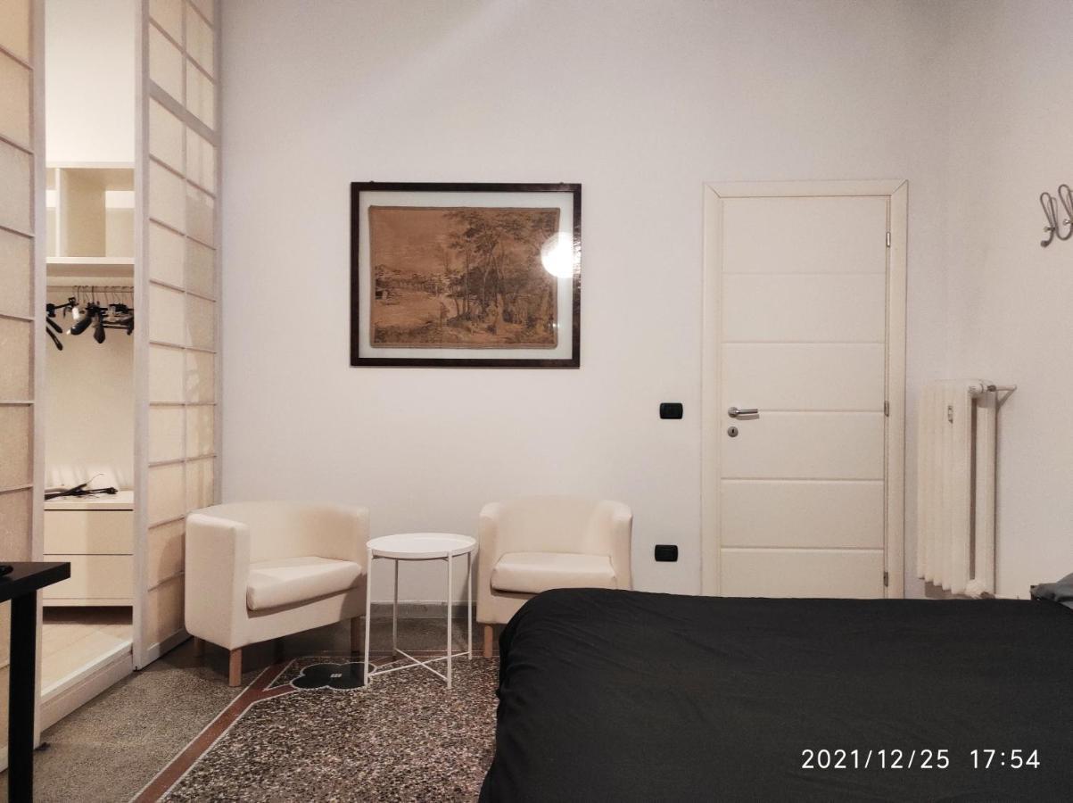 Locazione Turistica San Giovanni, Via Voghera ローマ エクステリア 写真